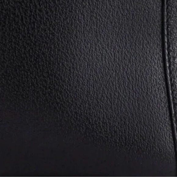 Gucci Diana- Black Leather Tote with Bamboo Top Handles with COA - Picture 5 of 6